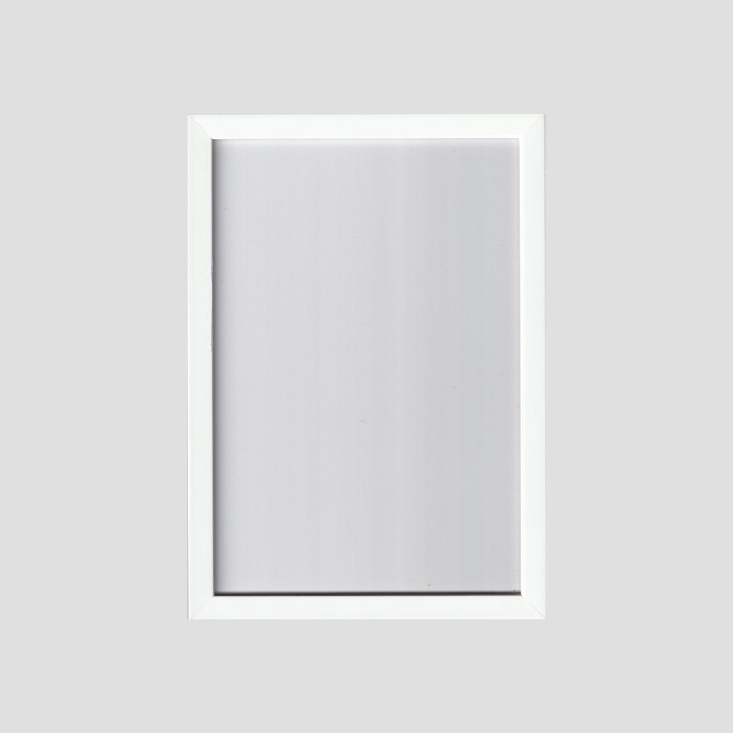 Flat White B5 Frame – Fits Chirashi Posters (7" × 10")